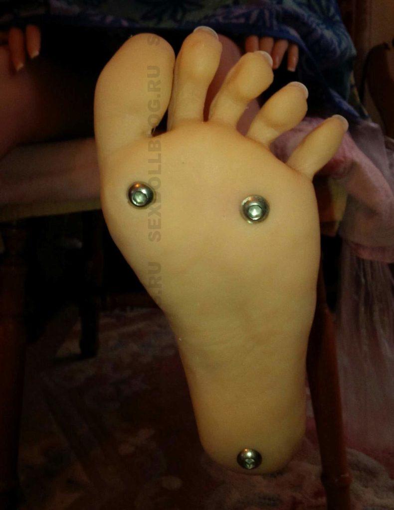 секс кукла - устойчивые ноги 04