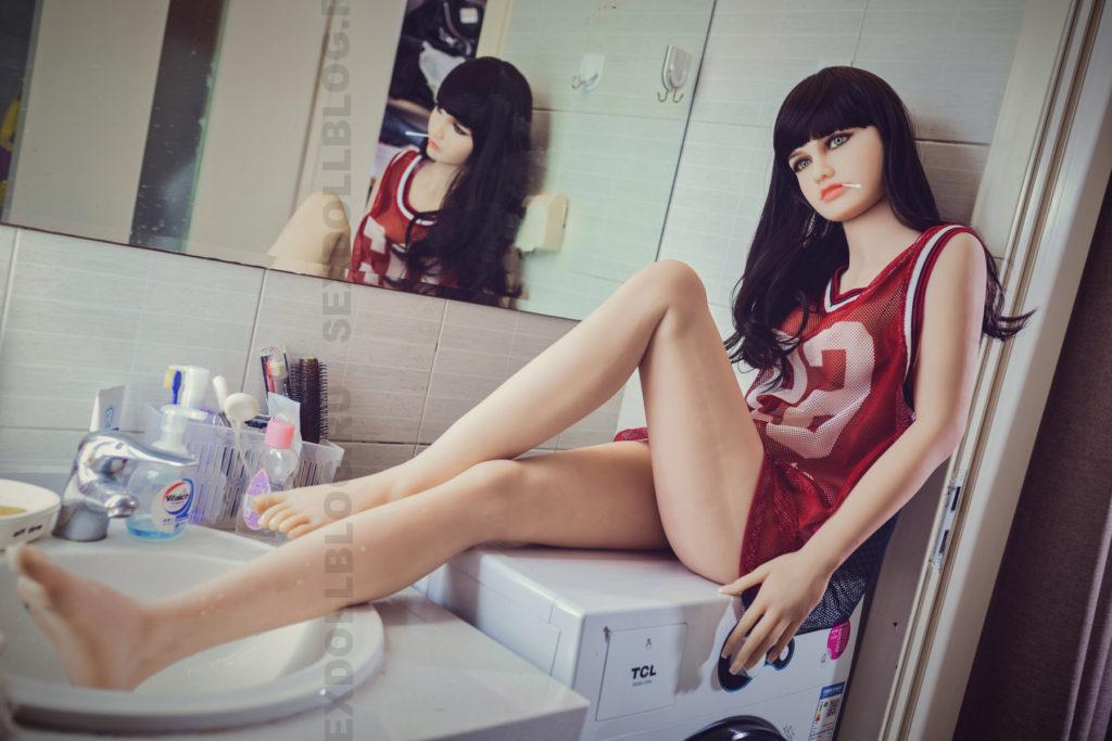 Реалистичная секс кукла 9